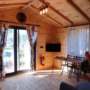  Holiday home Olive Garden Bungalow